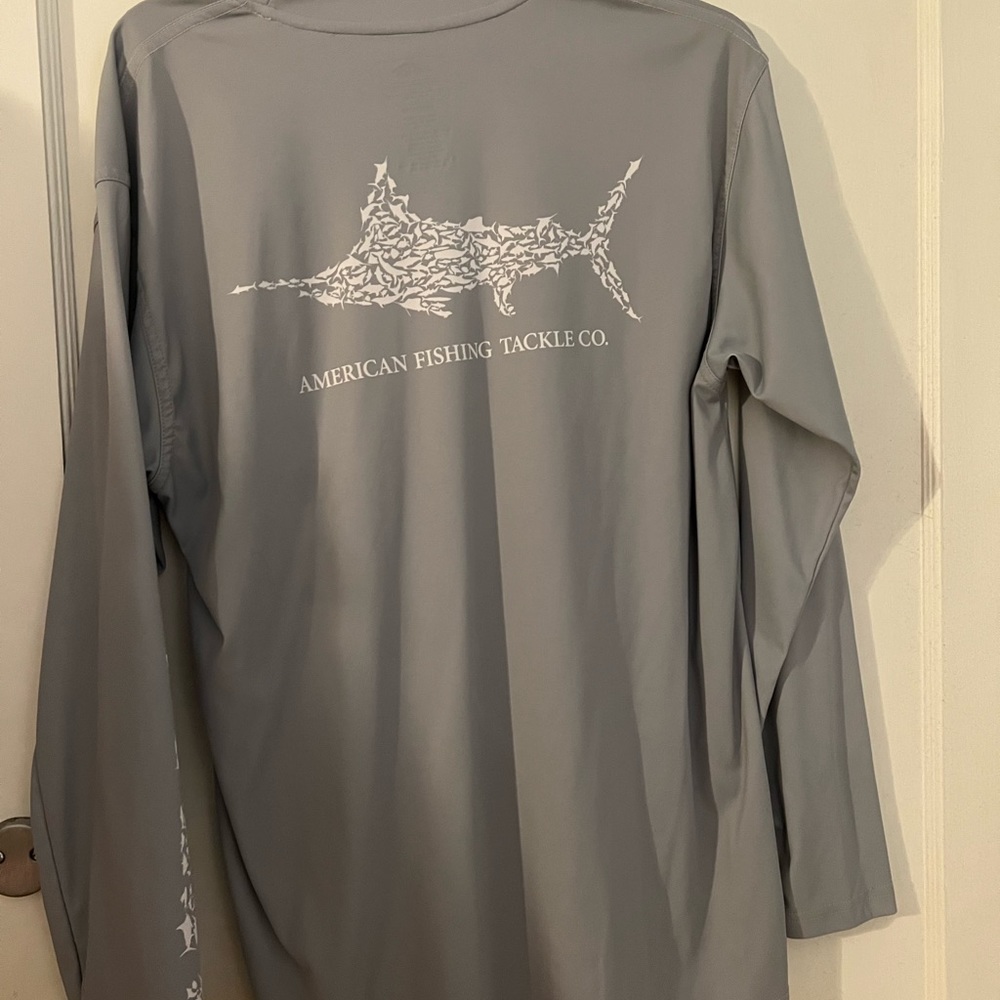 Aftco long sleeve fishing shirt size medium.